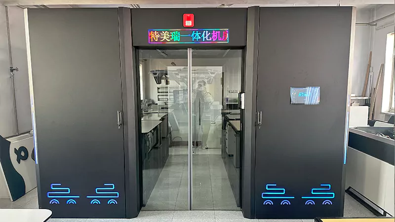 Das Kaltluftkanalsystem beschleunigt die energetische Sanierung von Rechenzentren